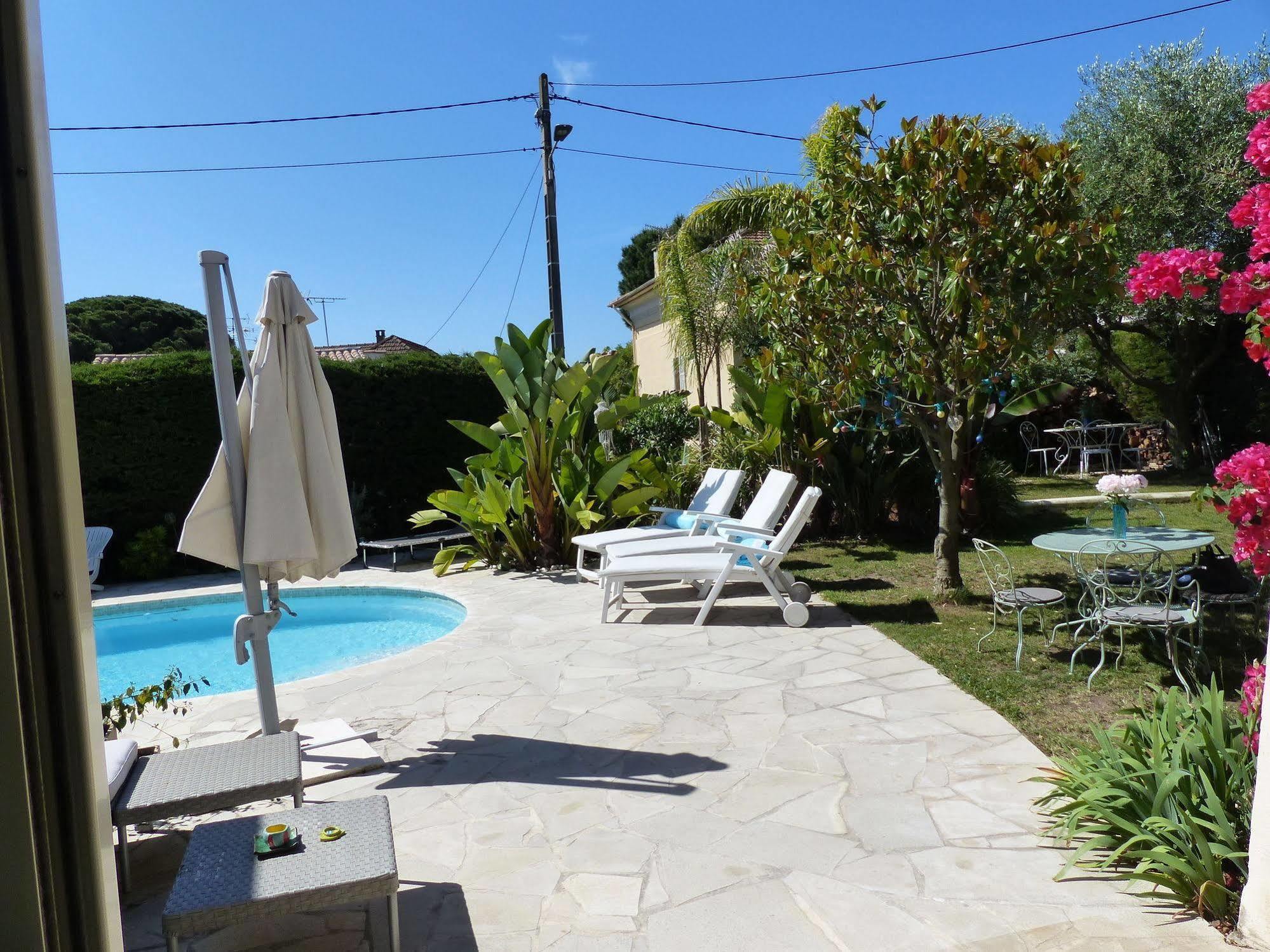 Blue Dream Cannes Guest House Exterior photo